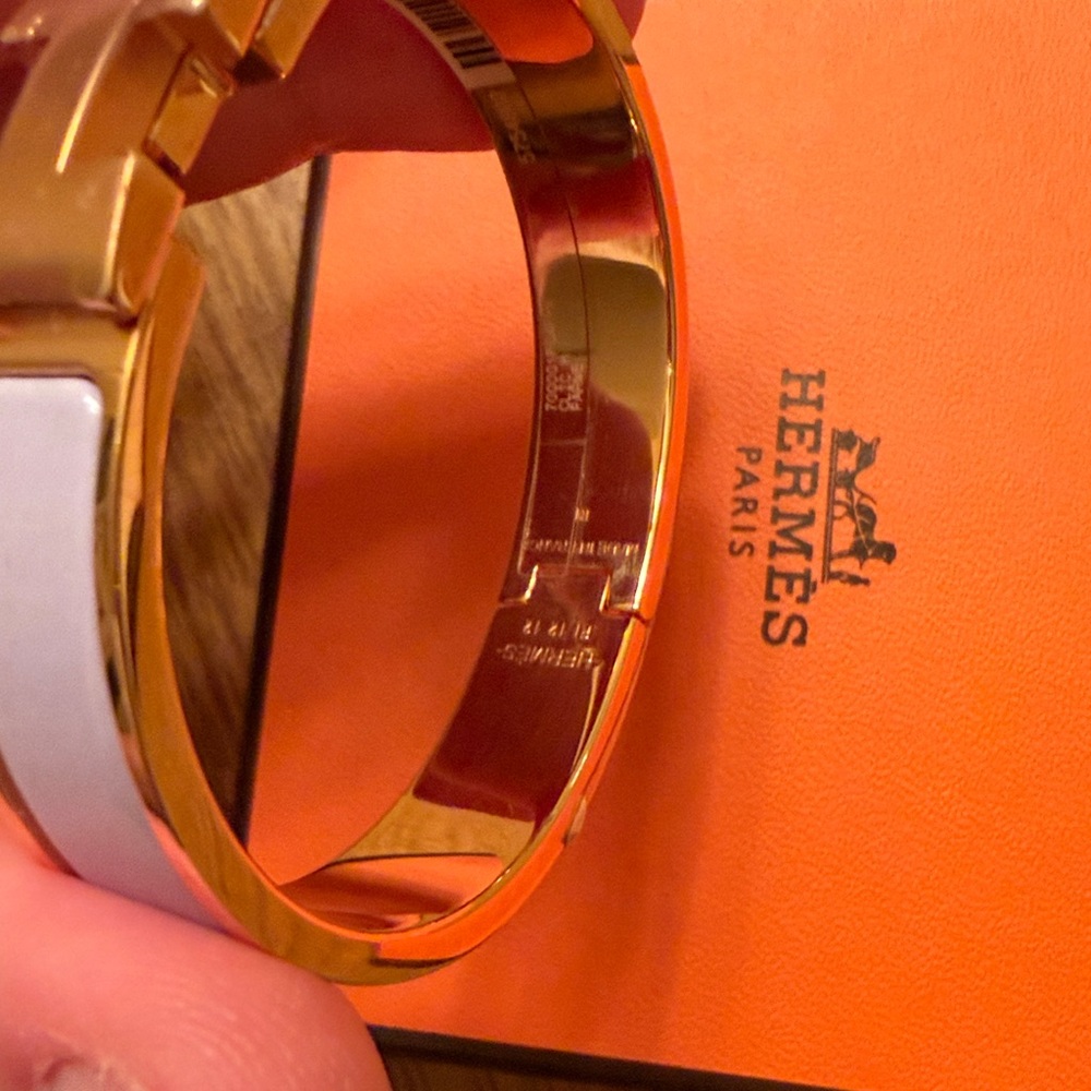 Hermes clic H in Rose Gold and purple women’s Bracelet - Picture 2 of 5